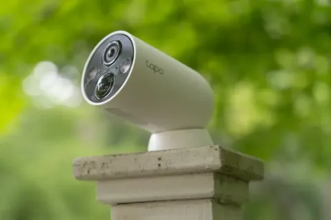 Home Security Camera Guide Covering Audio and Night Vision Functions